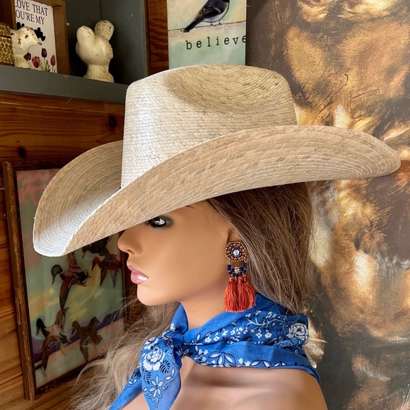Cattleman Fine White Palm Hat - Picture 5 of 12